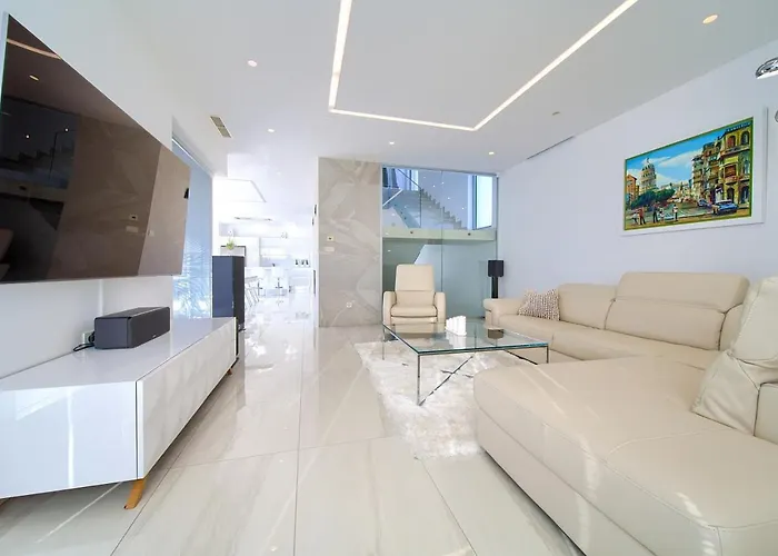 Sia Villa *